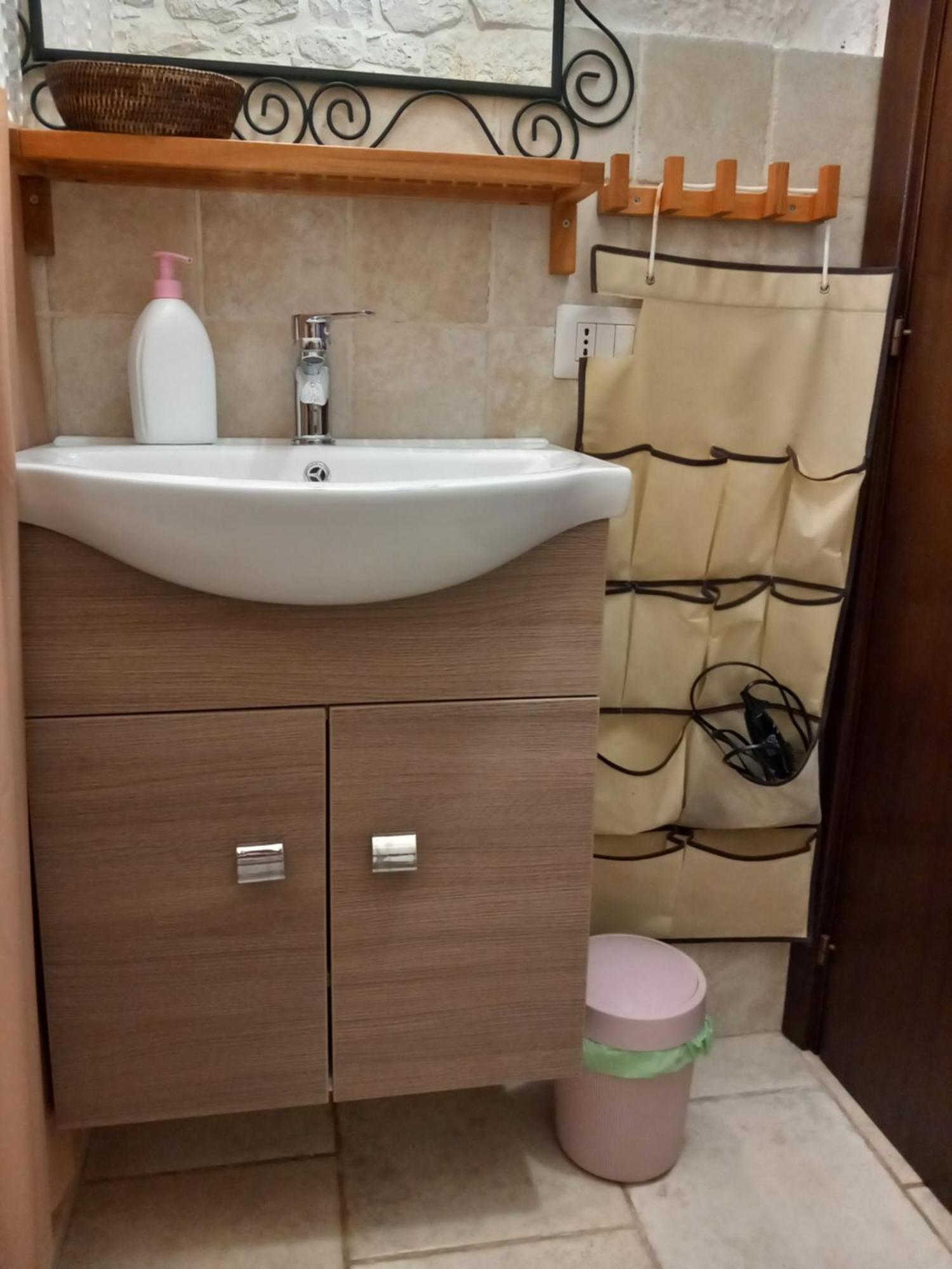 Trullo Monte Del Sale Guest House Алберобело Екстериор снимка